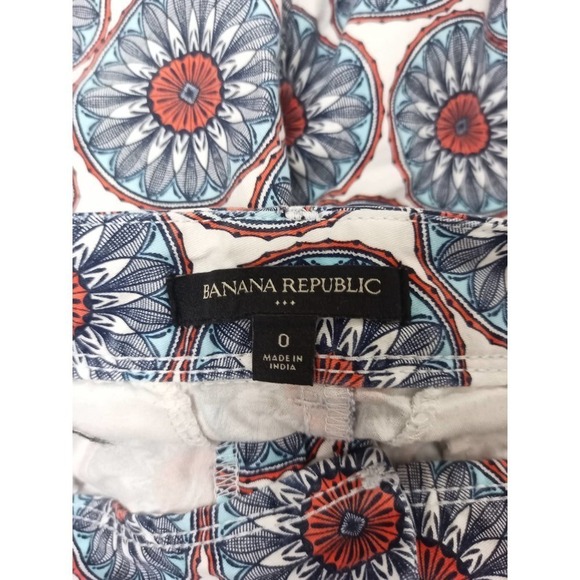 Banana Republic Women Sz 0 White Blue Coral Shorts Boho Mandala Cuff Denim - Picture 5 of 5